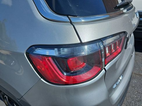 Certified 2023 Jeep Compass Limited image 31