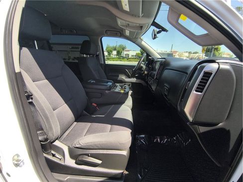 Used 2018 Chevrolet Silverado 1500 LT w/ Texas Edition AWD/4WD image 13