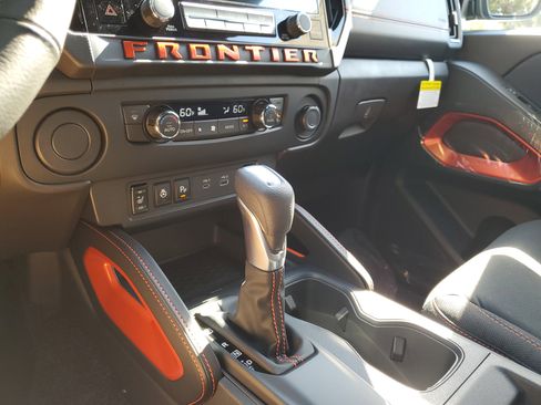 New 2026 Nissan Frontier Pro-X image 15