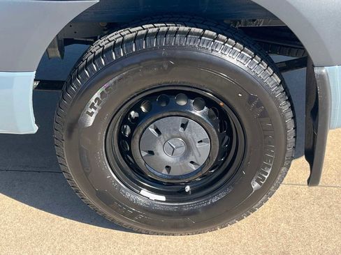 New 2026 Mercedes-Benz Sprinter 2500 image 9