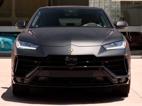 Used 2024 Lamborghini Urus S AWD/4WD image 5