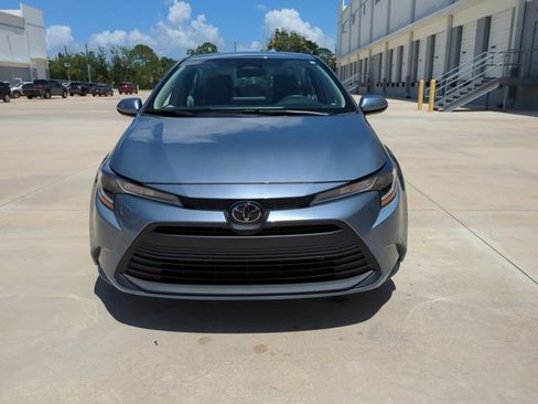 Used 2024 Toyota Corolla LE FWD image 2