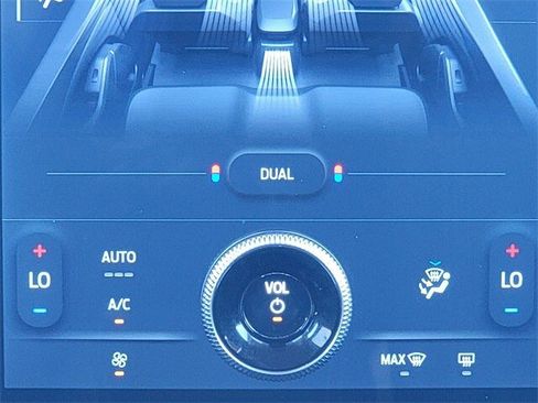 Certified 2024 Ford Mustang Mach-E Select image 29