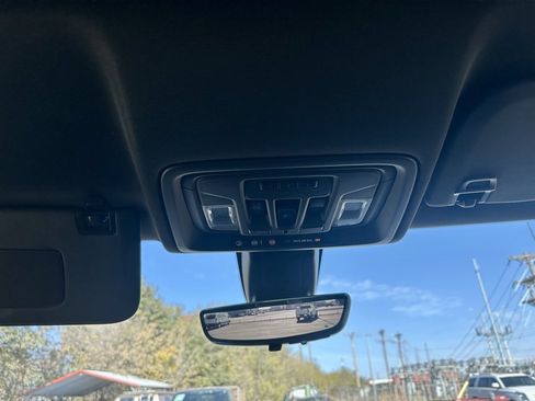 Used 2020 GMC Sierra 1500 Denali w/ Denali Premium Package image 24