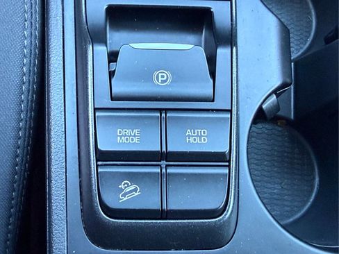 Used 2020 Hyundai Tucson Value AWD/4WD image 19