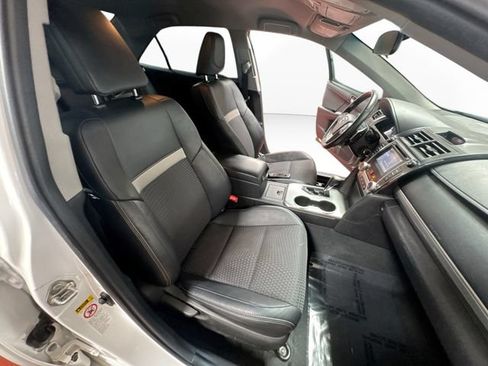 Used 2014 Toyota Camry SE FWD image 25