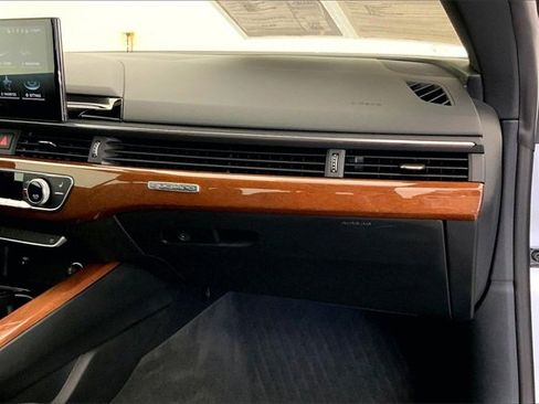 Used 2022 Audi A5 2.0T Premium image 16