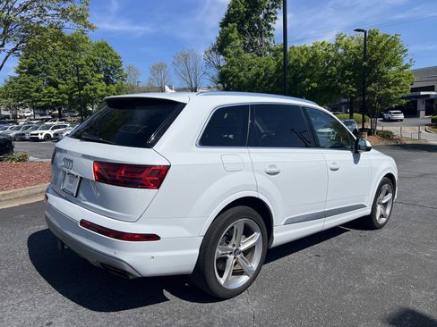 Used 2019 Audi Q7 3.0T Prestige w/ Prestige Package image 5