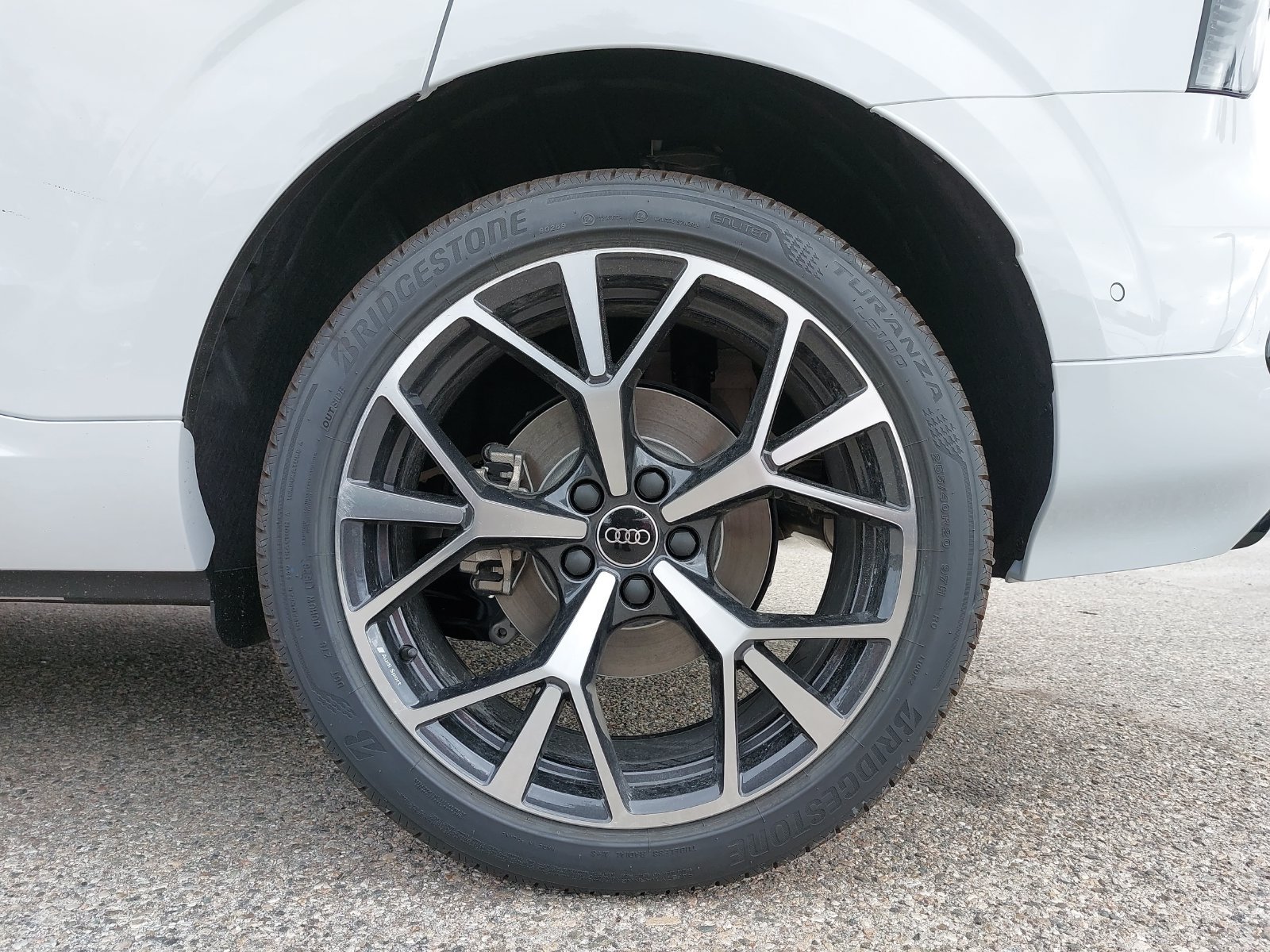 New 2026 Audi Q3 quattro 2.0T AWD/4WD image 37