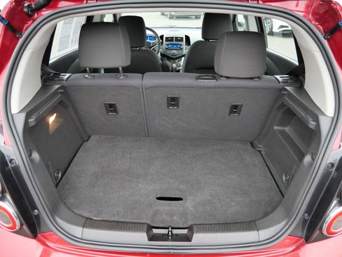 Used 2012 Chevrolet Sonic LT image 18