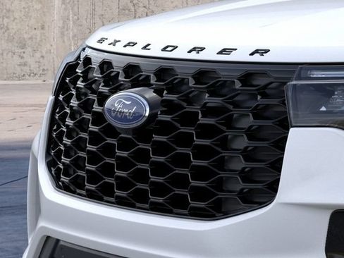 New 2026 Ford Explorer ST-Line w/ ST-Line Street Pack AWD/4WD image 17