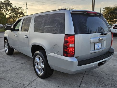 Used 2013 Chevrolet Suburban LT w/ Texas Edition image 7