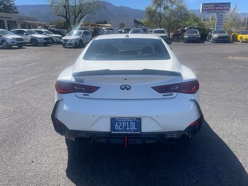 Used 2018 INFINITI Q60 Red Sport 400 w/ Sensory Package 3.0T Sport image 4