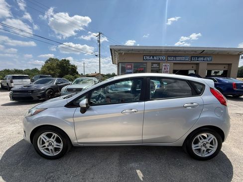 Used 2018 Ford Fiesta SE FWD image 9