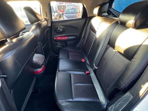 Used 2015 Nissan Juke SL image 19