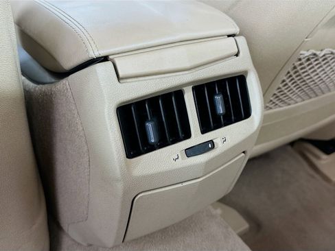 Used 2010 Cadillac CTS Luxury image 25