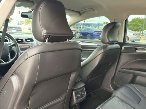 Used 2016 Ford Fusion Titanium FWD image 47