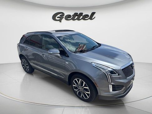 Used 2021 Cadillac XT5 Sportv w/ Platinum Package AWD/4WD image 2