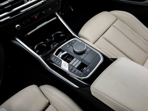 Used 2024 BMW 230i Coupe w/ Premium Package RWD image 24