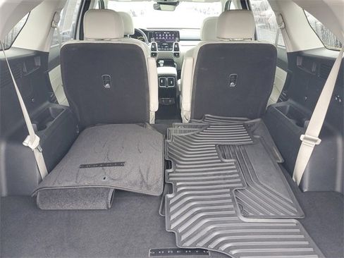 Certified 2023 Kia Sorento SX image 7