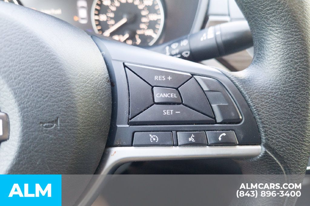 Used 2024 Nissan Altima 2.5 SV FWD image 28
