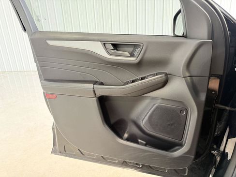 Used 2024 Ford Escape Active w/ Tech Pack #1 FWD image 32