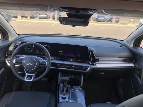 New 2025 Kia Sportage SX FWD image 22