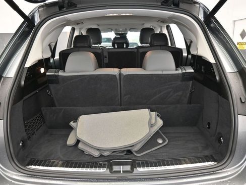 Used 2024 Mercedes-Benz GLE 450 4MATIC image 45