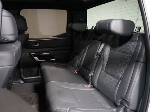 Used 2025 Toyota Tundra Limited image 32