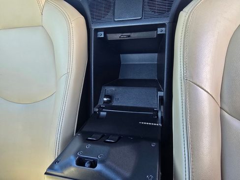 Used 2010 MAZDA MX-5 Miata Grand Touring w/ Premium Pkg RWD image 26