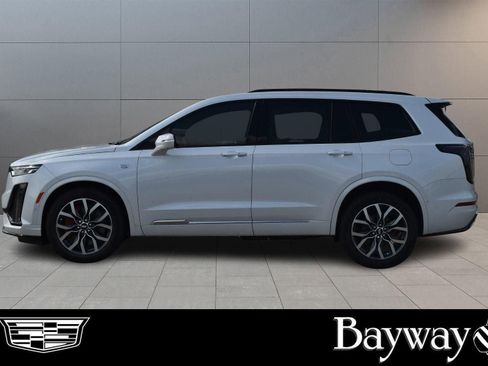 New 2025 Cadillac XT6 Sport w/ Platinum Package image 23