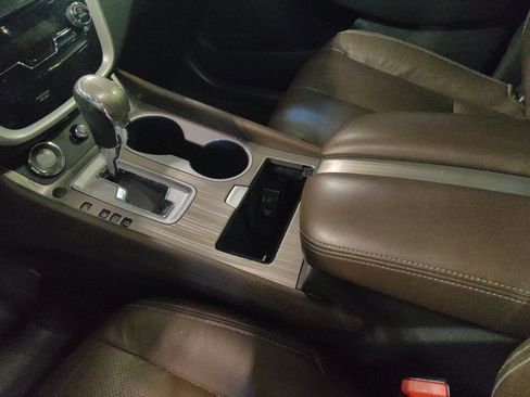 Used 2016 Nissan Murano Platinum w/ Platinum Technology Package FWD image 26