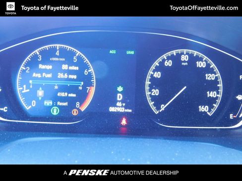 Used 2018 Honda Accord Touring image 12