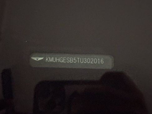 Used 2026 Genesis GV80 2.5T Select image 4