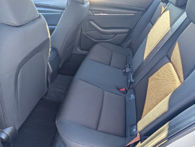 Used 2022 MAZDA MAZDA3 s FWD image 14