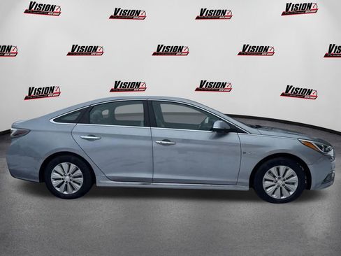 Used 2016 Hyundai Sonata SE image 4