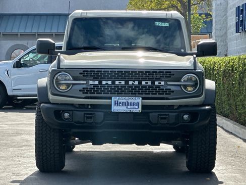 New 2025 Ford Bronco Badlands w/ Sasquatch Package image 9