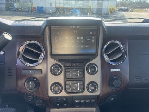 Used 2015 Ford F250 Lariat w/ Chrome Package image 26