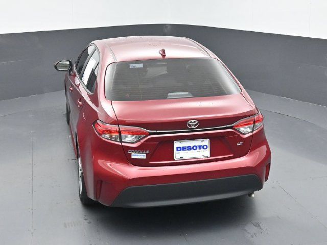 Used 2025 Toyota Corolla LE FWD image 39