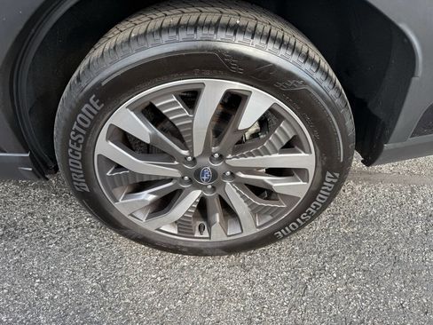 Used 2025 Subaru Forester Touring image 10