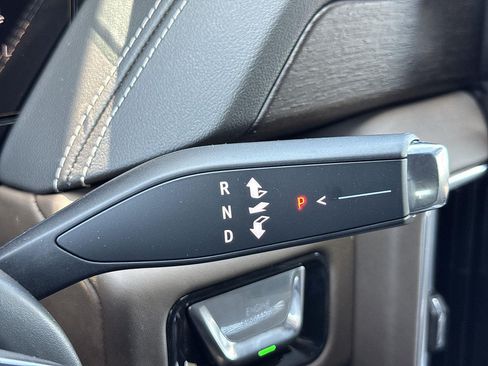 New 2026 GMC Yukon XL Denali Ultimate AWD/4WD image 13