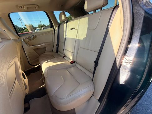 Used 2014 Volvo XC60 T6 AWD/4WD image 10