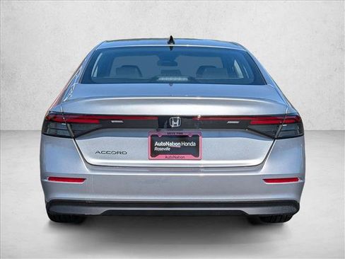 New 2026 Honda Accord SE image 7