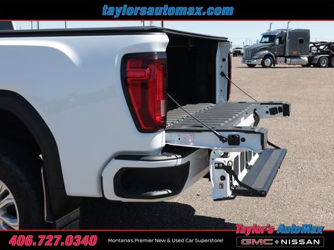 Used 2021 GMC Sierra 3500 Denali w/ Denali Ultimate Package AWD/4WD image 50