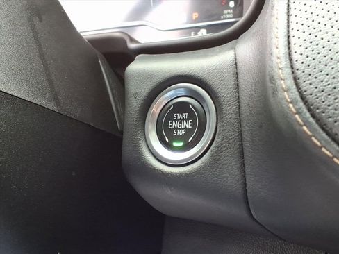 Used 2022 GMC Yukon AT4 w/ Technology Package image 28