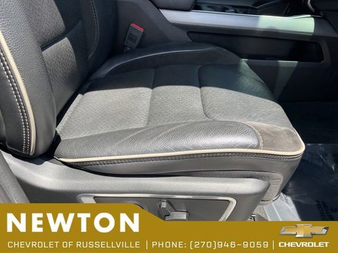 Used 2022 RAM 1500 Laramie AWD/4WD image 23