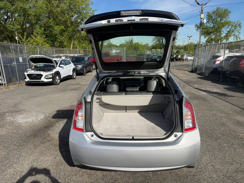 Used 2015 Toyota Prius Two FWD image 29