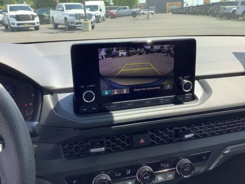 Used 2023 Honda Accord EX image 18
