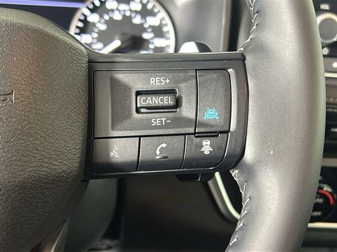 Certified 2026 Nissan Rogue SV AWD/4WD image 23