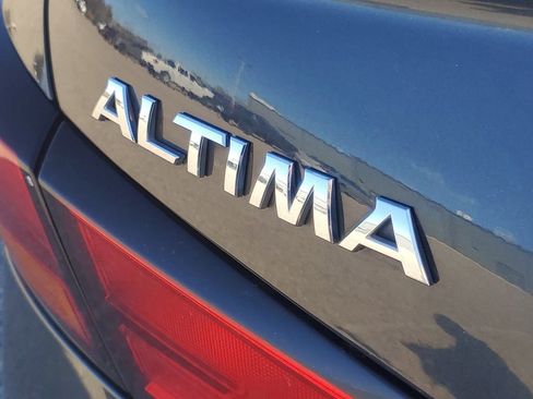 Used 2022 Nissan Altima 2.5 SV image 6